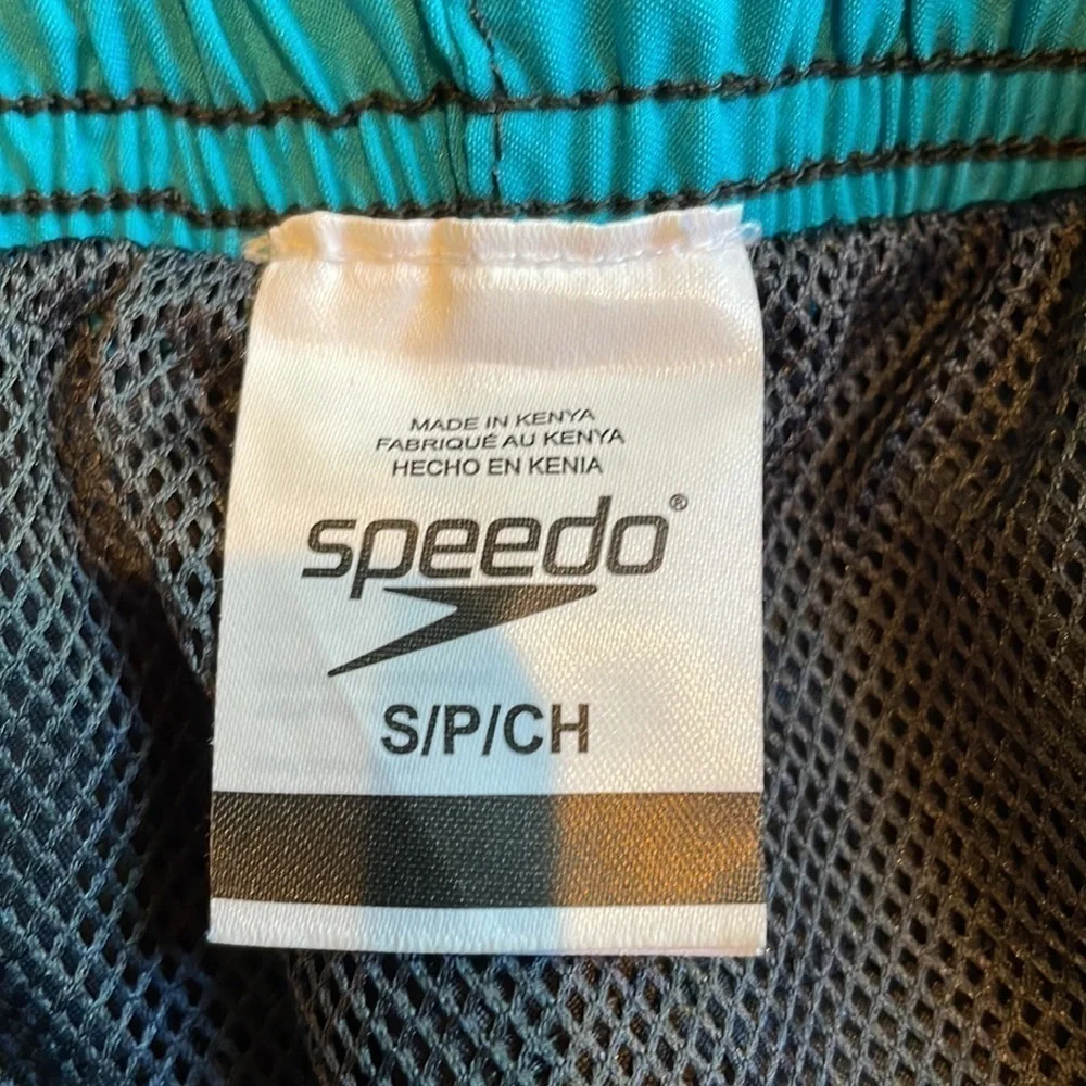 Speedo Men's Knee Length Marina Volley 20 Inch Swim Trunk Shorts Small NWT